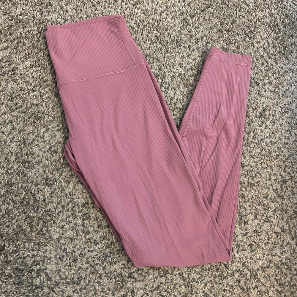 Lululemon Align Ribbed High Rise Legging 28” inseam Size 8 in color Velvet Dust